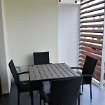 Sun & Polanki קולובז'ג
